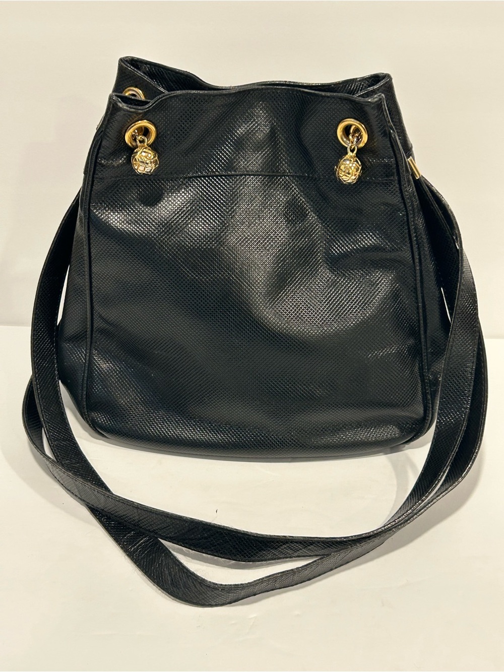 Bottega Veneta Marco Polo Bucket Shoulder Bag Black Leather Gold Hardware VTG